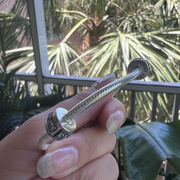 PAIR • Sparkling Spacer Clip Charms - Picture 13 of 13